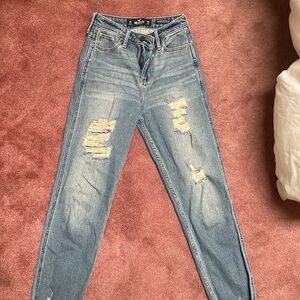 Straight leg Hollister skinny jeans lightly worn